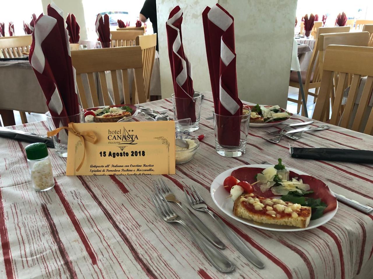 Hotel Canasta Riccione Bagian luar foto